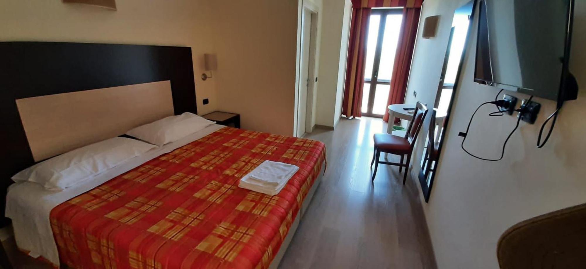 Hotel Dades à Castelluccio dei Sauri Extérieur photo